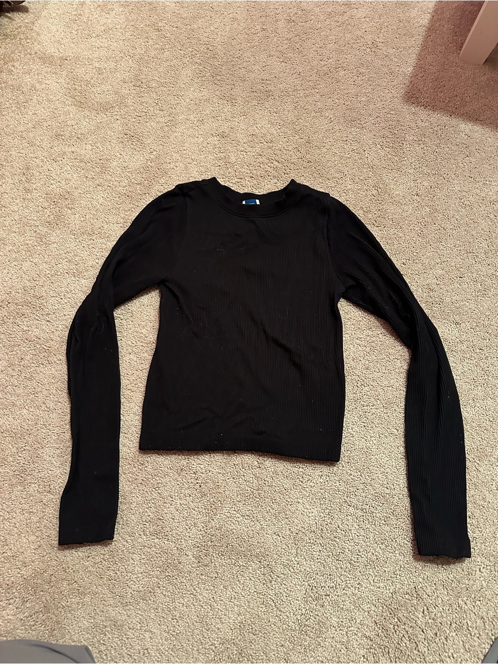 Old Navy Black Ribbed Crewneck Crop Top
